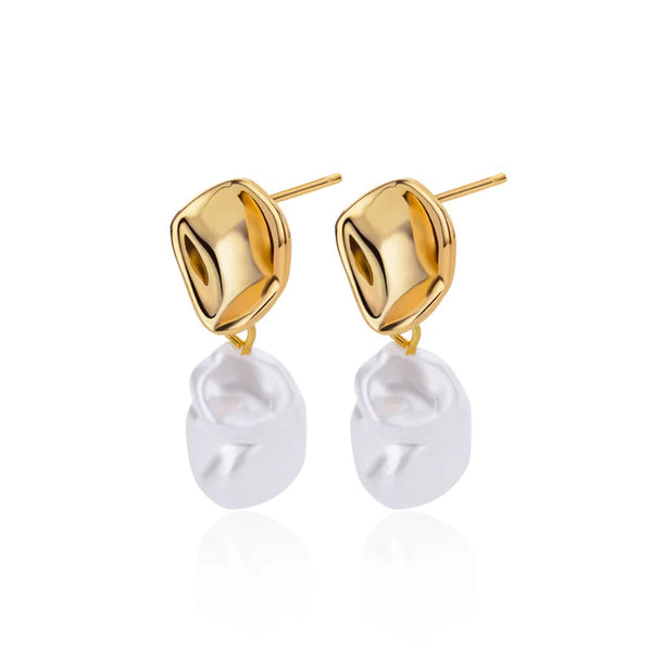 Organic Pearl Plaque Earrings - Gioppe