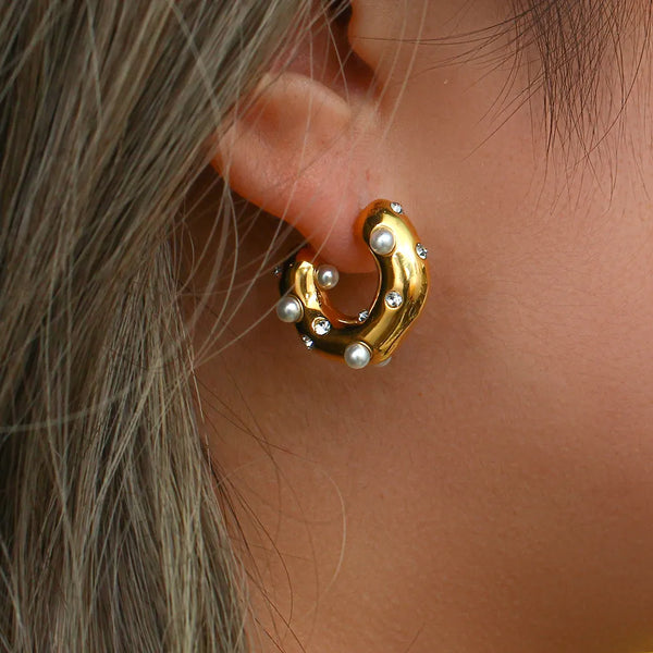 Chunky Hoop Earrings with Pearl and Sparkle Gold-Plated 18K | Capri Collection - Gioppe