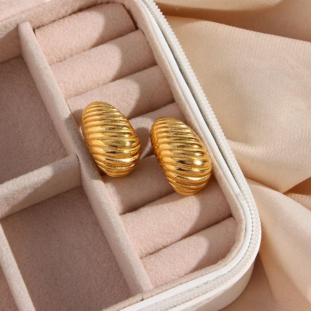 18K Gold-Plated Croissant Earrings - Gioppe