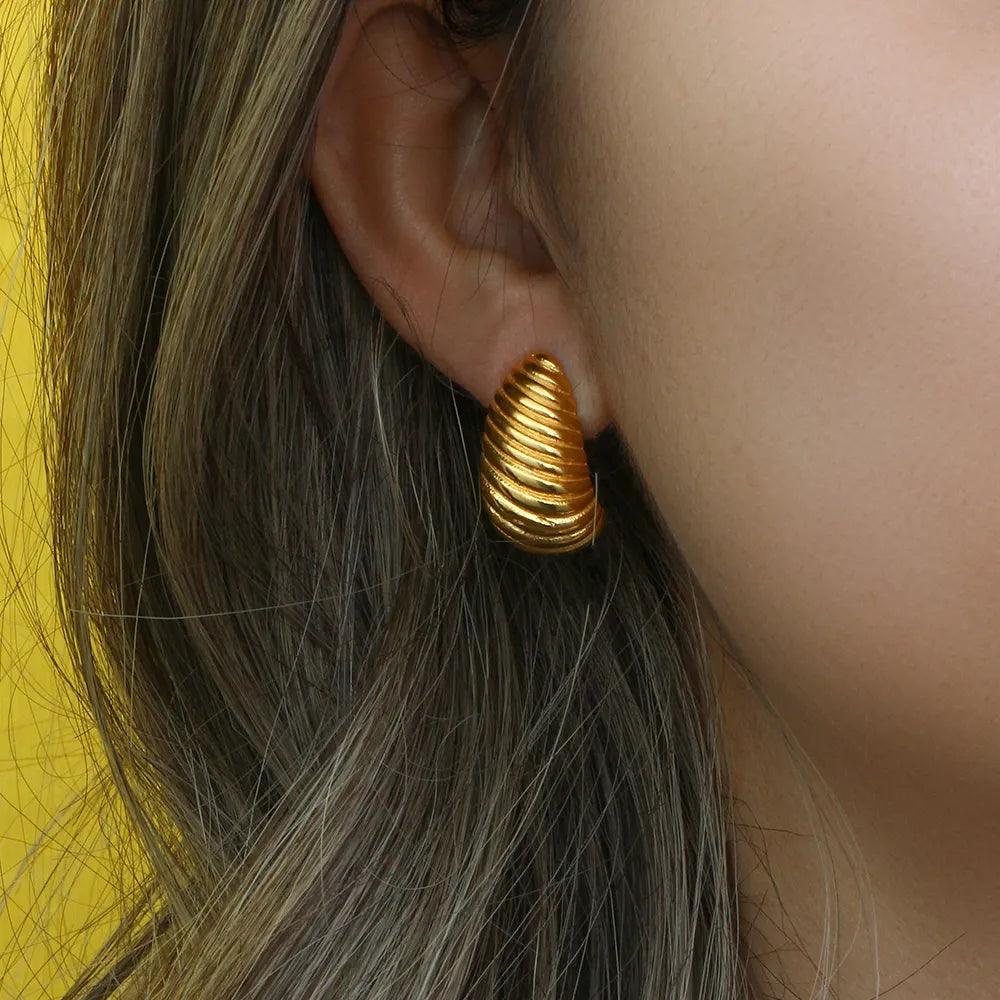 18K Gold-Plated Croissant Earrings - Gioppe